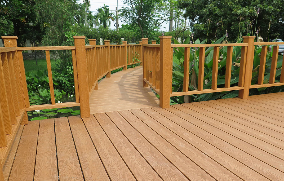 The advantages of WPC Co-Extrusion Decking Tiles